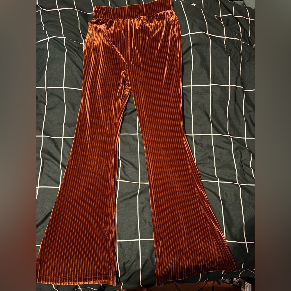 Medium Velvet Flared Pants